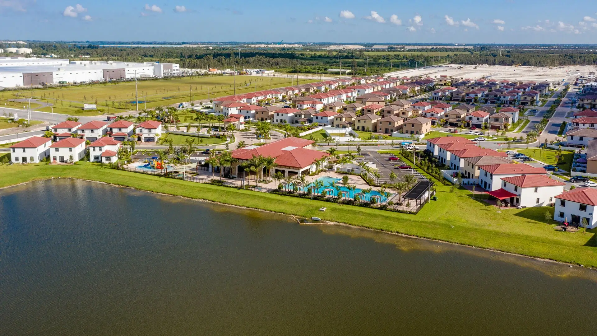 aquabella-clubhouse-gallery-11