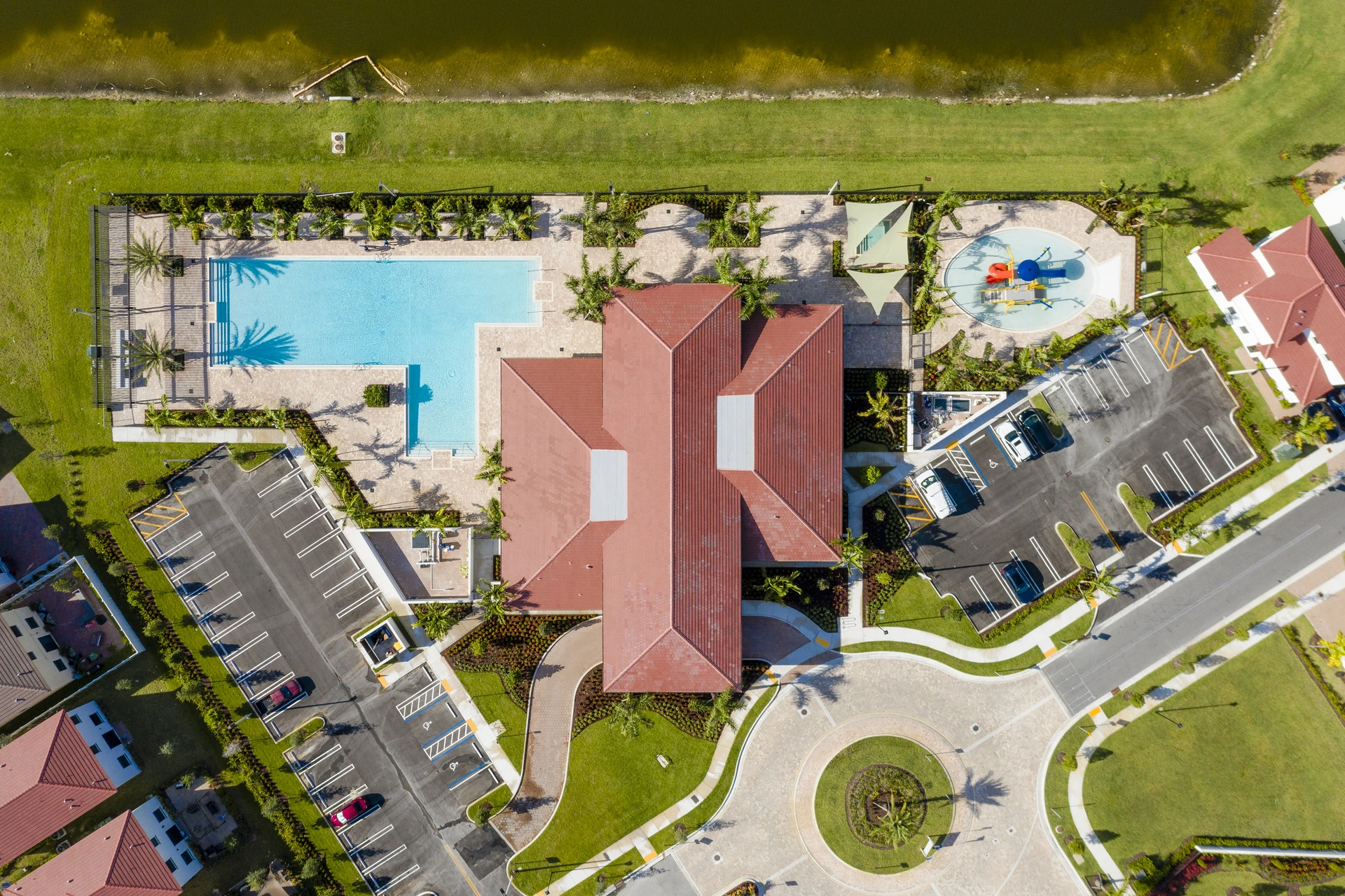 aquabella-clubhouse-gallery-12