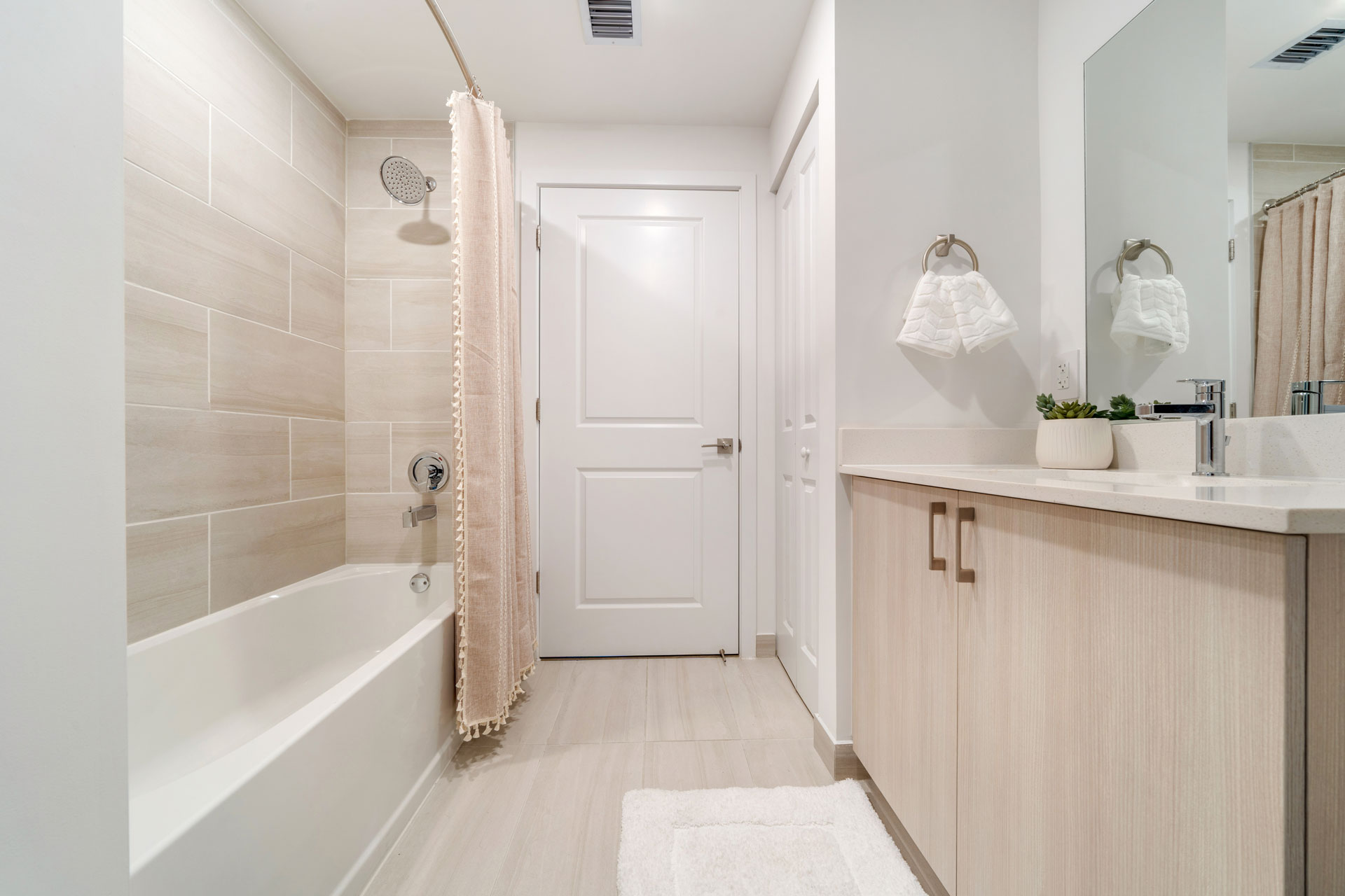 hidden-lake-gallery-14